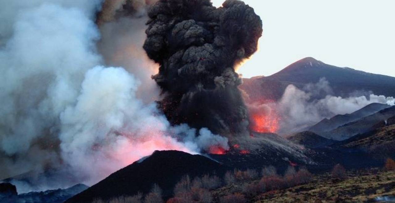 Hoe de Etna op Sicilië terecht kwam NEMO Kennislink Hoe de Etna op Sicilië terecht kwam NEMO Kennislink